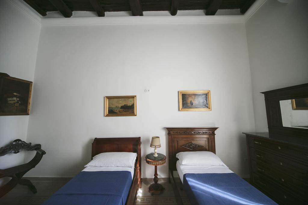 Area Angioina Suites Naples Extérieur photo