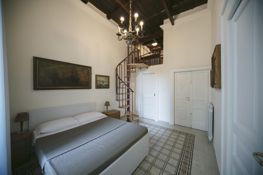 Area Angioina Suites Naples Extérieur photo